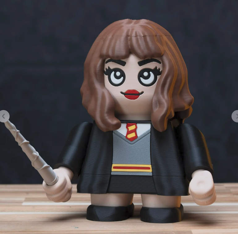 Hermione Chunker – Chunky Wizarding Student Figure